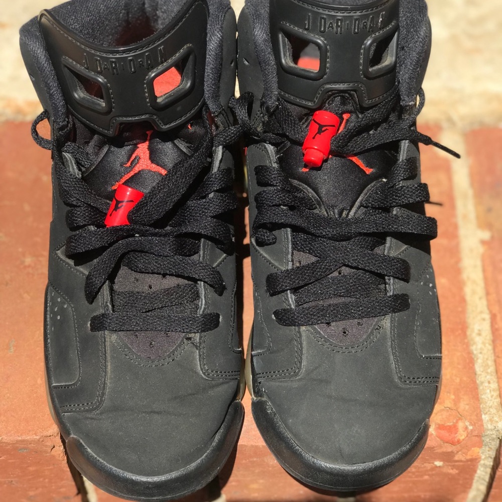 Air Jordan Retro 6 Black Infrared (2019)
Size 5.5Y / 7 Wmns - Picture 3 of 7